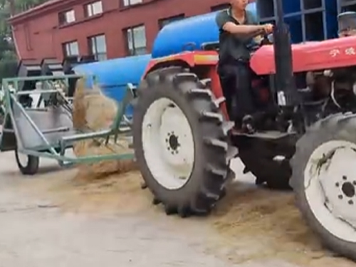 牽引式麻機現場作業